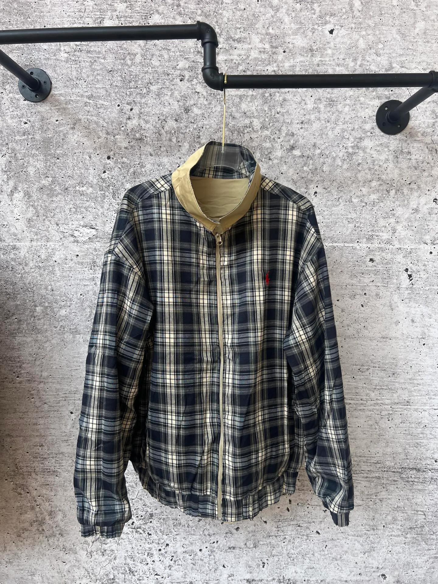 P390 Ralph Lauren autumn reversible jacket for men and women at the same price, reversible, one side is pure cotton woven, the inner plaid pattern, embroidery on both sides, and the craftsmanship details are restored
